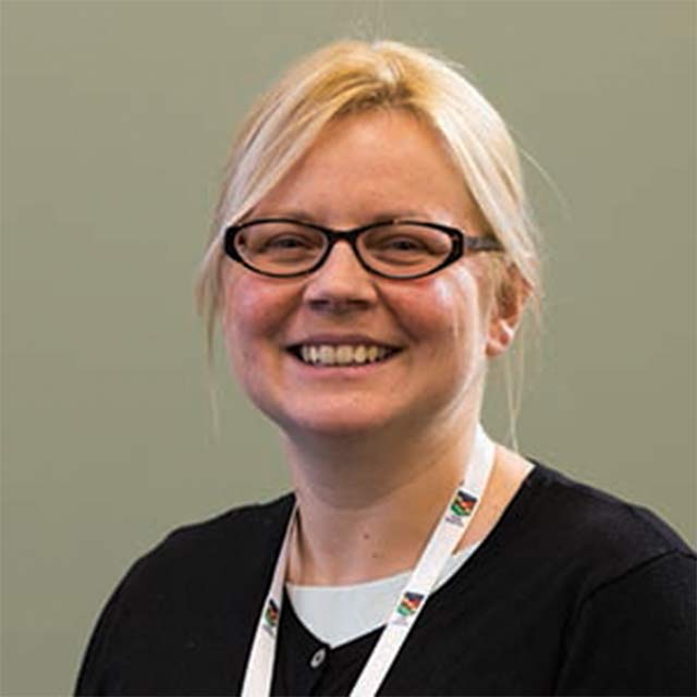 Dr Ellie Hammond