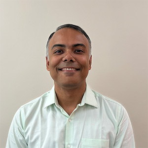 Dr Abhishek Behl